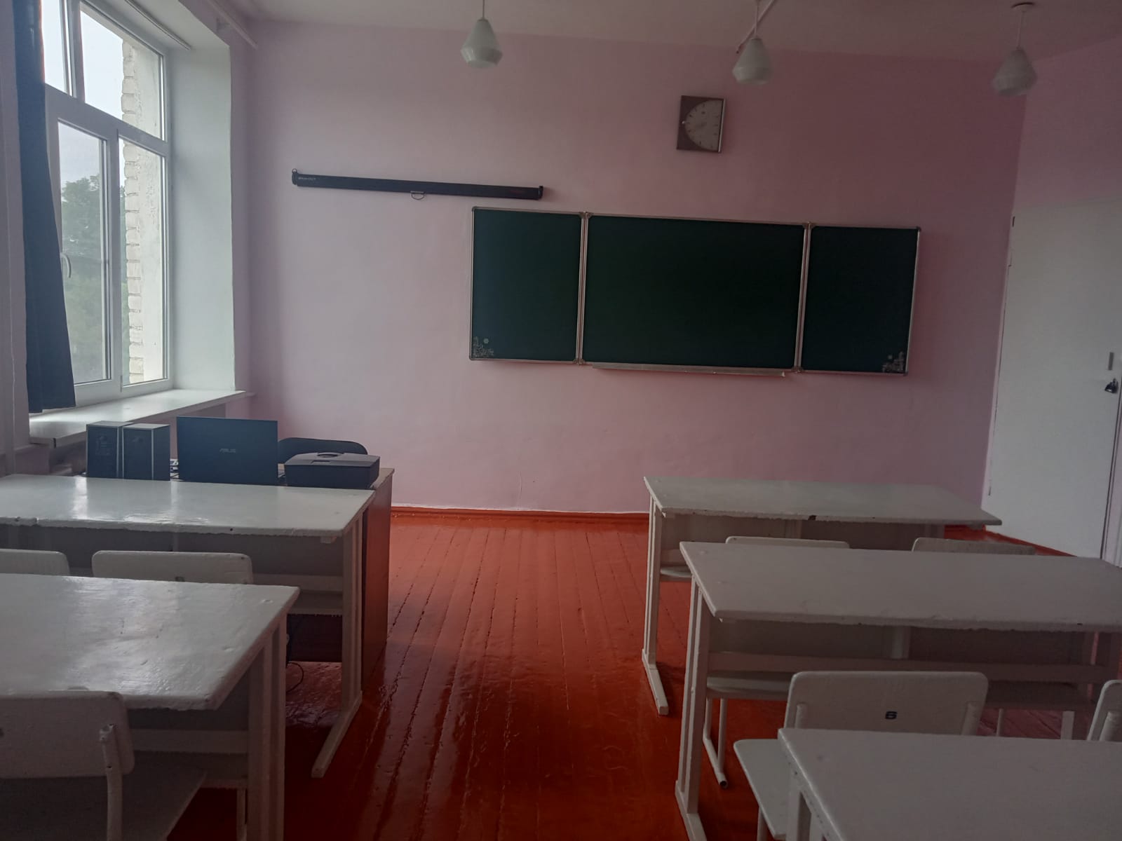 Изображения кабинета.