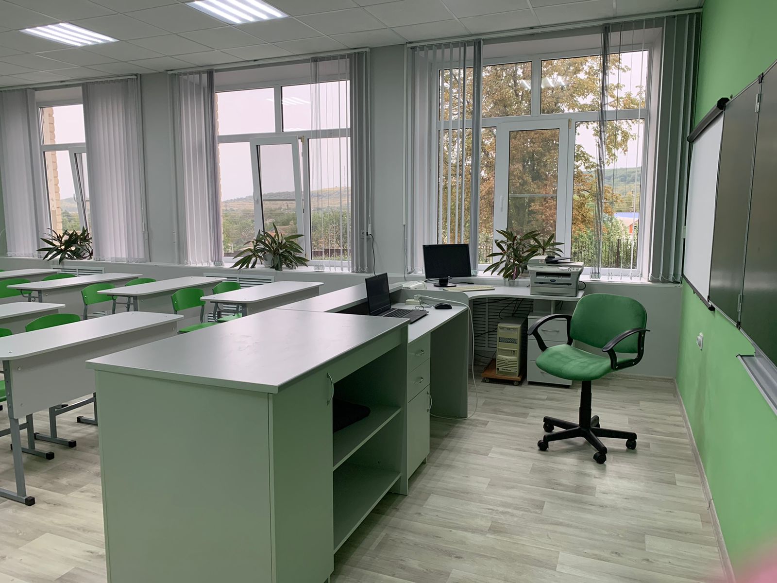Изображения кабинета.